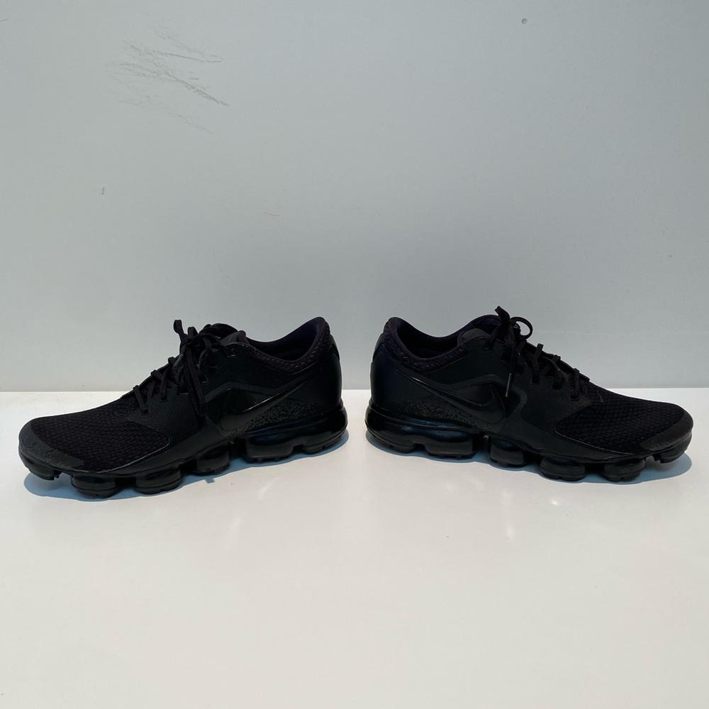 all black nike vapor maxes